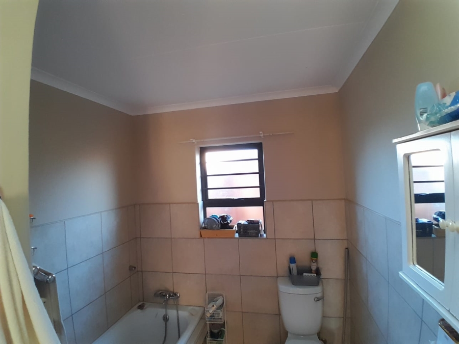 2 Bedroom Property for Sale in Kathu Northern Cape